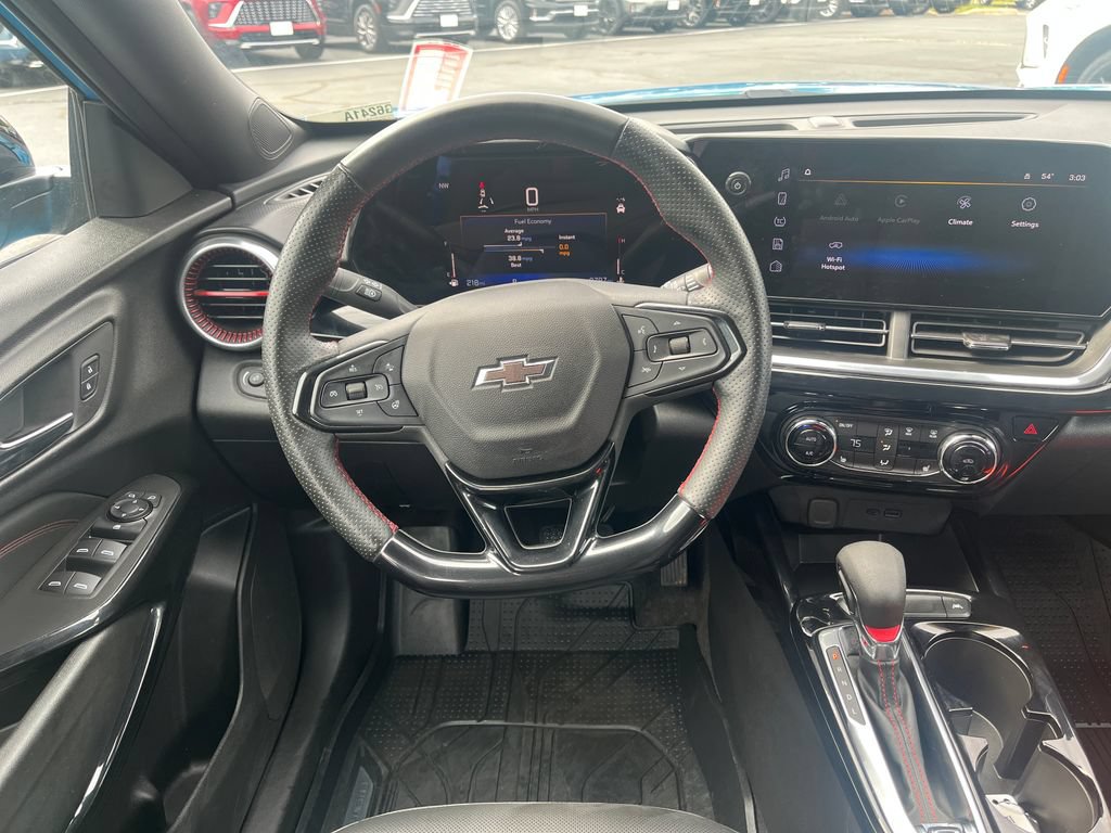 Certified 2025 Chevrolet Trax RS w/ Driver Confidence Package FWD image 15