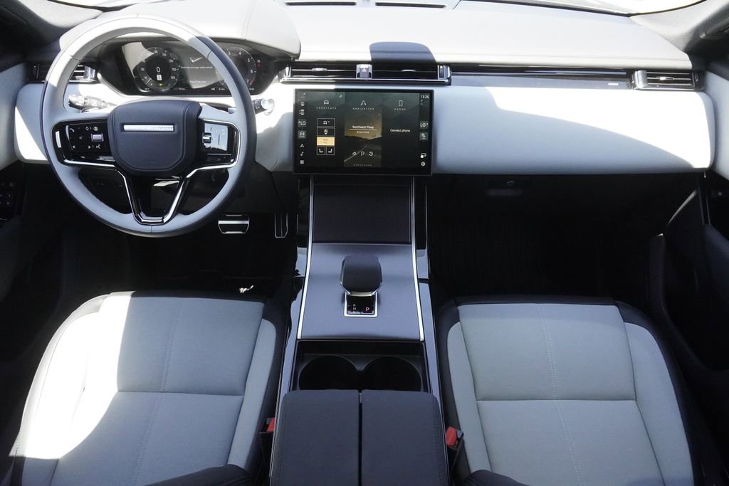 New 2026 Land Rover Range Rover Velar Dynamic SE image 9
