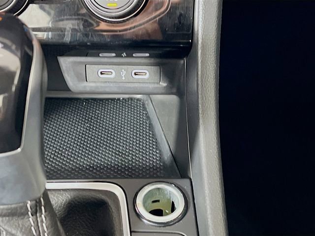 Used 2024 Volkswagen Jetta SE image 20