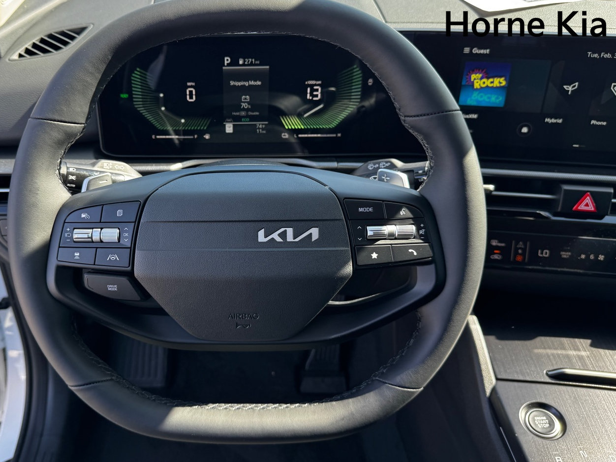 New 2026 Kia Sportage LX FWD image 16