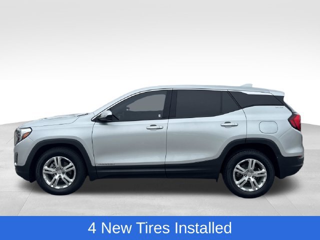 Used 2020 GMC Terrain SLE FWD image 2