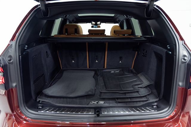 Used 2022 BMW X3 M40i w/ Premium Package image 9