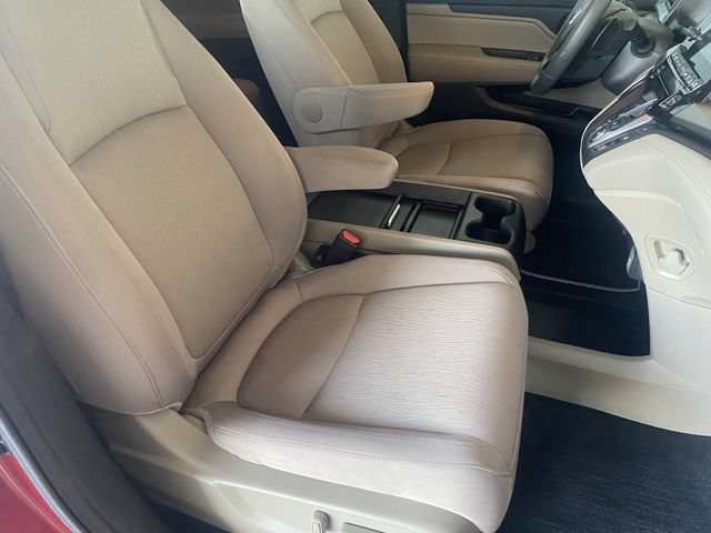Certified 2024 Honda Odyssey EX image 9
