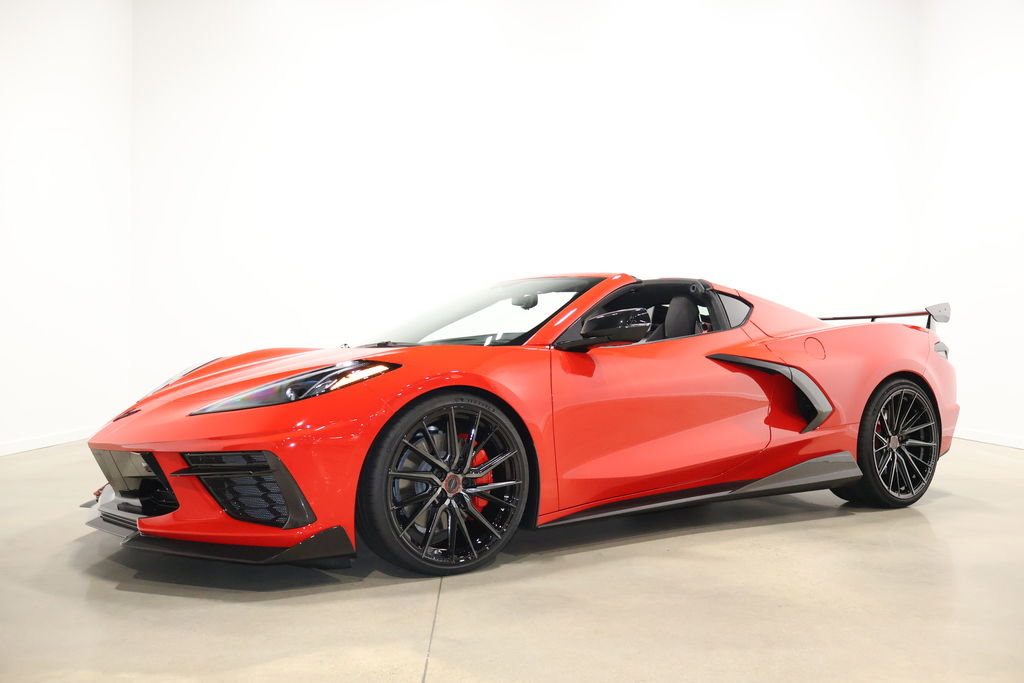 Used 2020 Chevrolet Corvette Stingray Premium Cpe w/ 3LT Preferred Equipment Group image 4