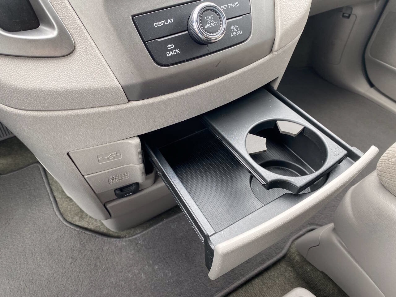 Used 2016 Honda Odyssey LX image 30