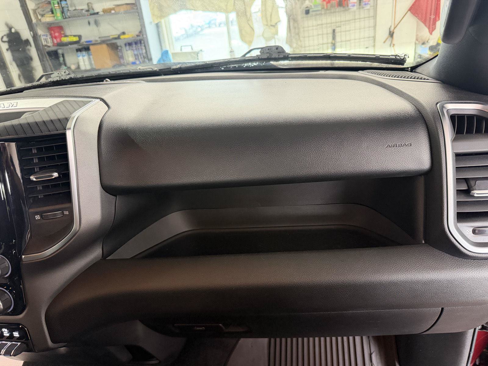 Used 2025 RAM 1500 Big Horn AWD/4WD image 28