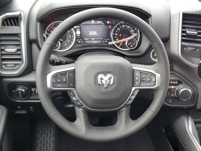 New 2026 RAM 1500 4x4 Crew Cab image 7