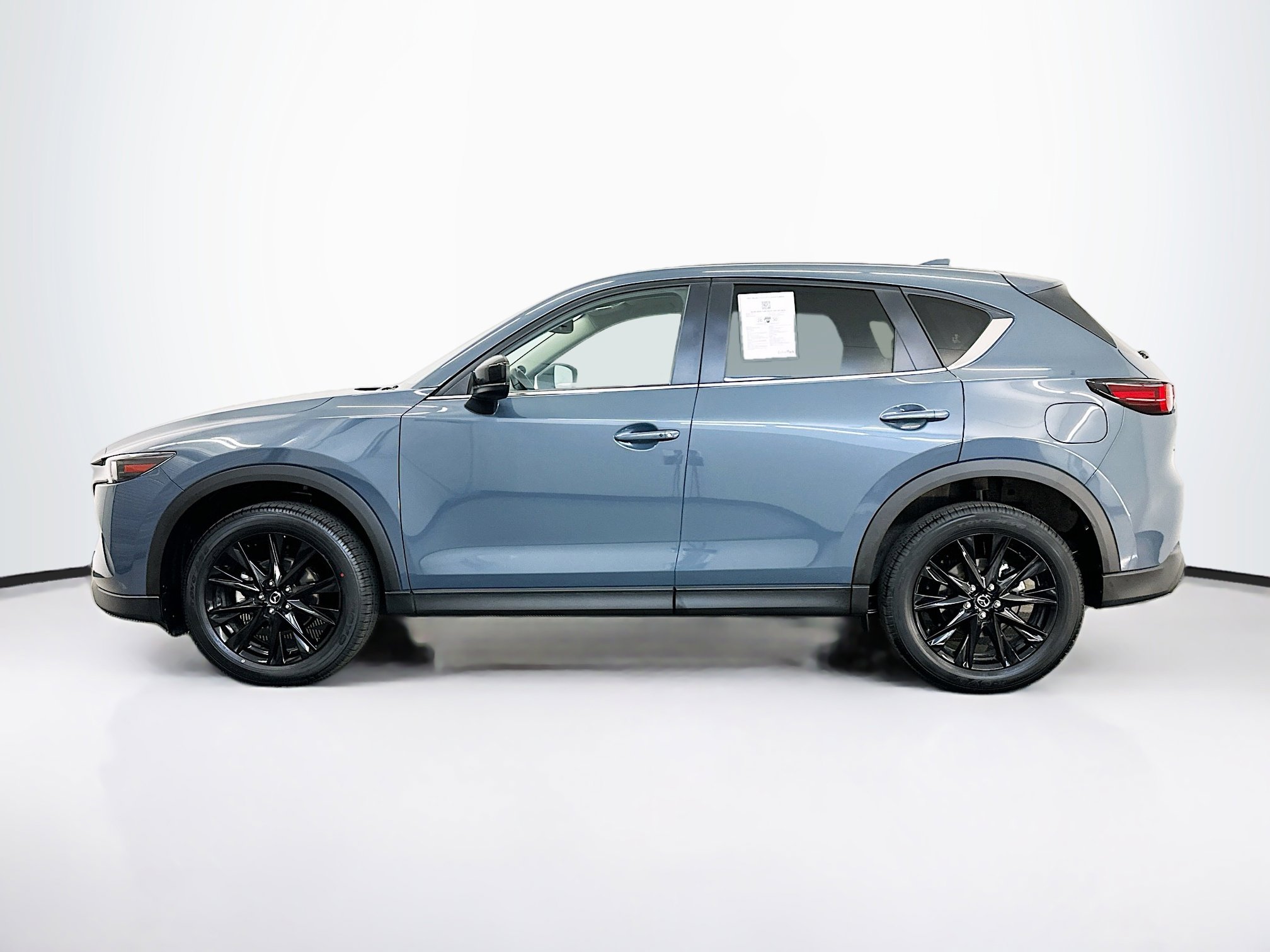 Used 2025 MAZDA CX-5 Carbon Edition image 4