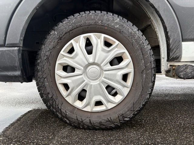 Used 2024 Ford Transit 250 Base w/ Exterior Upgrade Package image 17