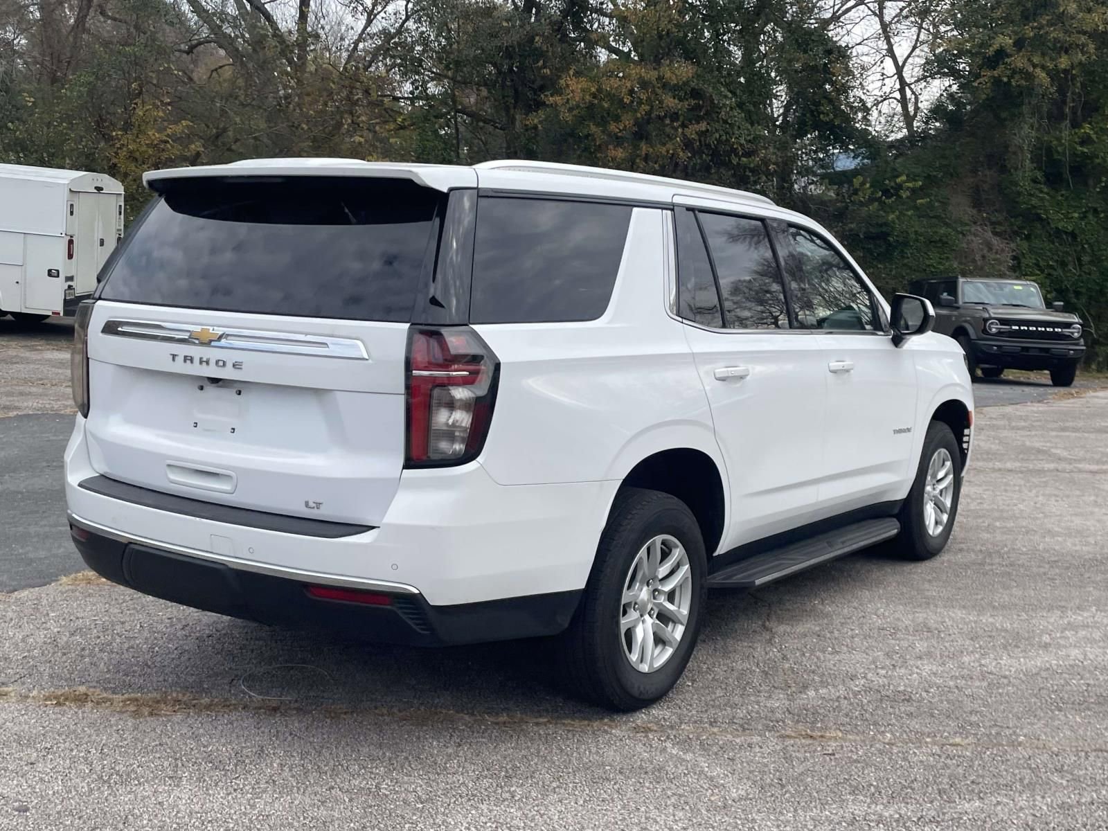 Used 2023 Chevrolet Tahoe LT image 3