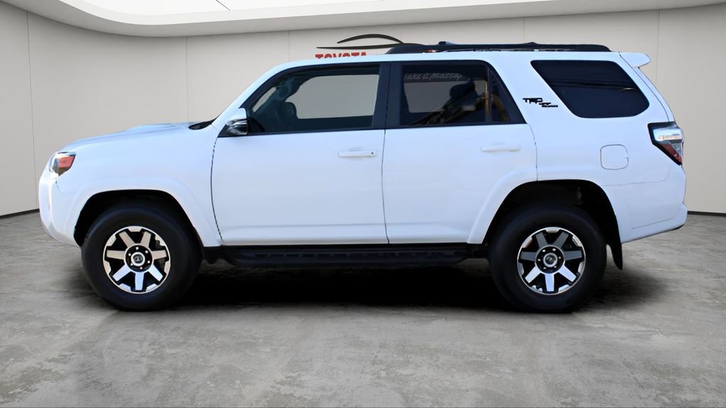 Certified 2024 Toyota 4Runner TRD Off-Road Premium w/ Off Road Premium Plus Package AWD/4WD image 28