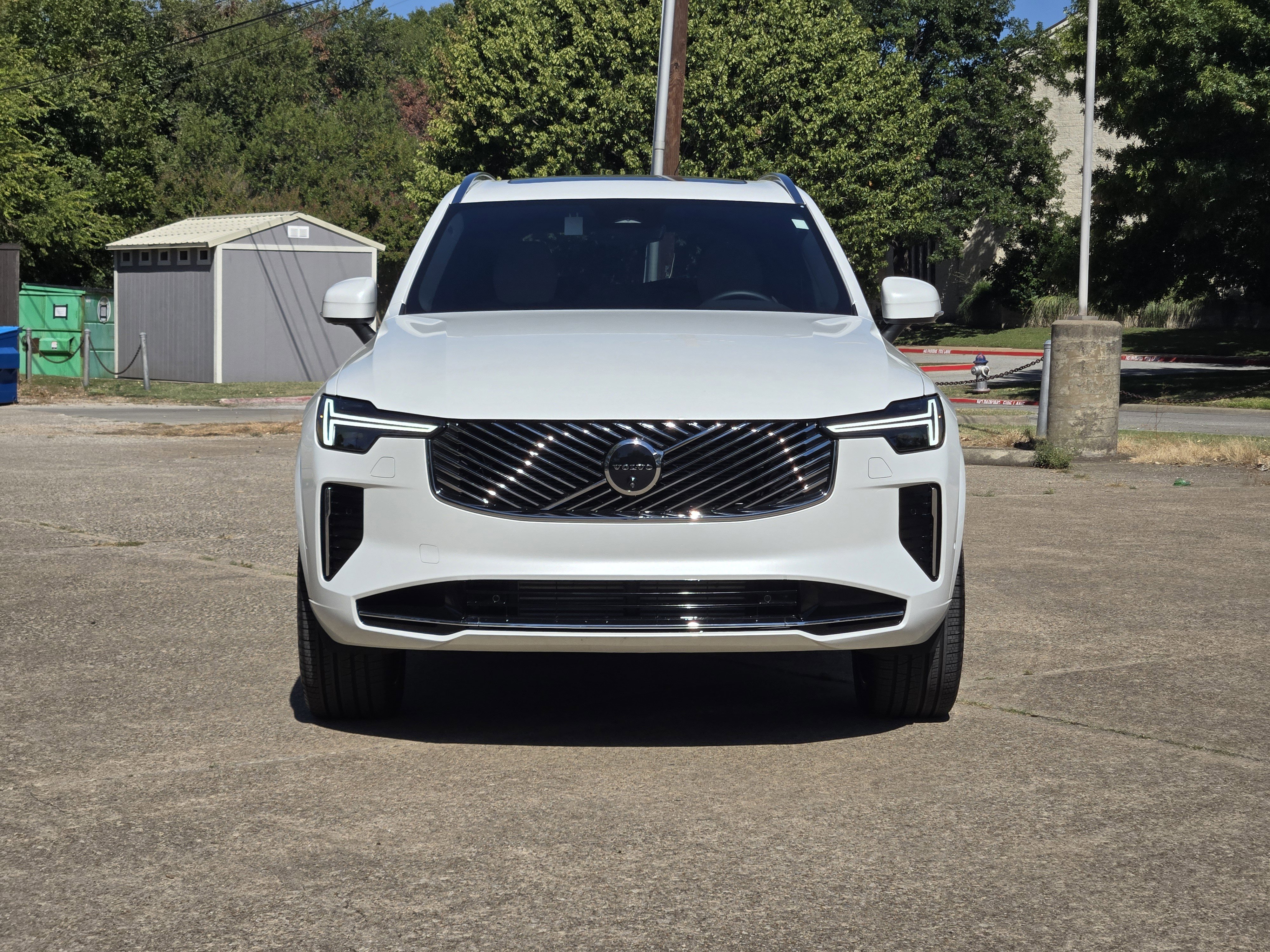 Certified 2025 Volvo XC90 T8 Plus w/ Protection Package Premier image 6