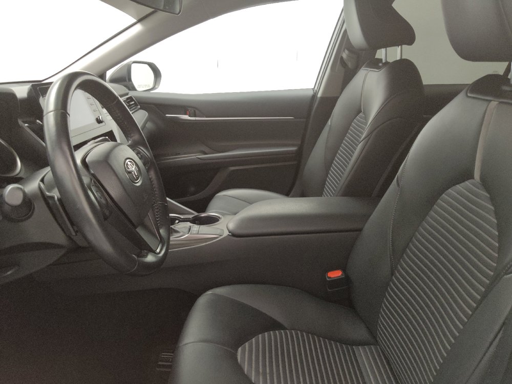 Used 2022 Toyota Camry SE FWD image 17
