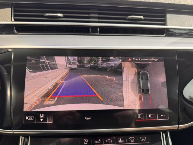 Used 2020 Audi S8 L AWD/4WD image 22