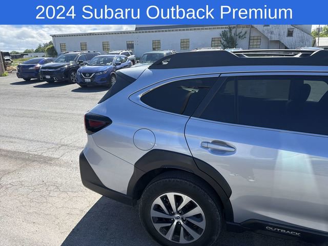Used 2024 Subaru Outback Premium AWD/4WD image 20
