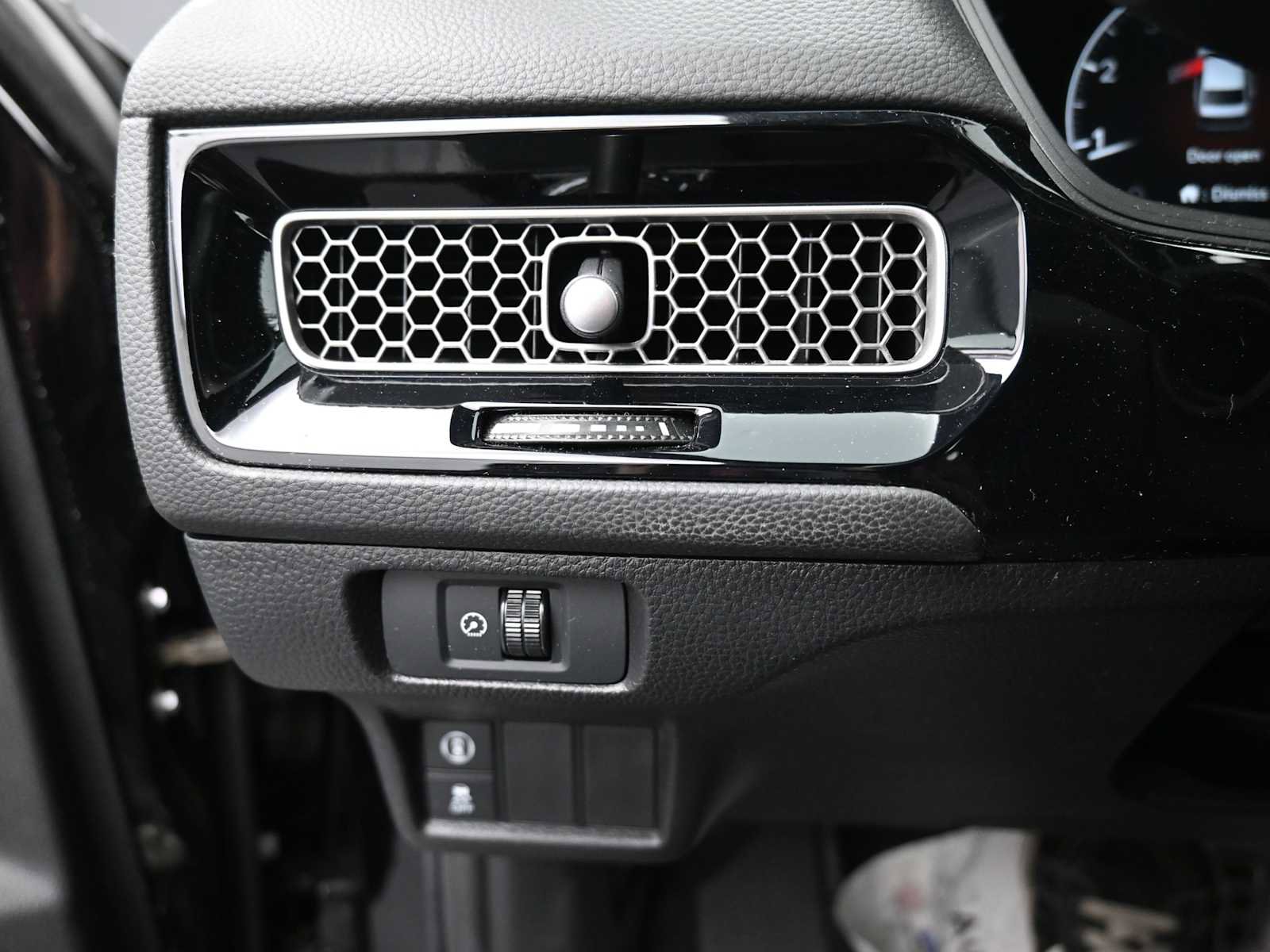 Used 2023 Honda Civic Sport image 10