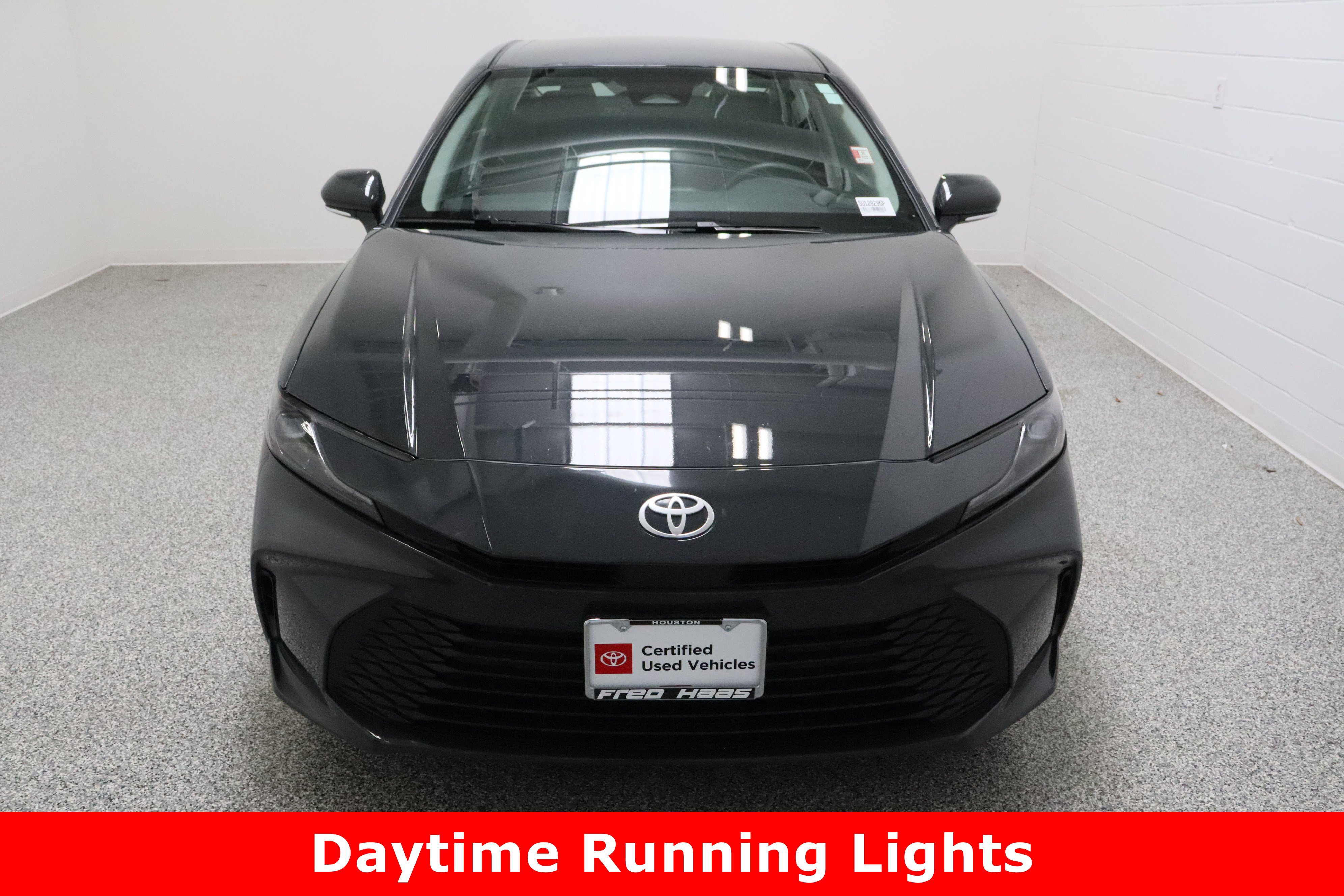 Certified 2025 Toyota Camry LE image 3