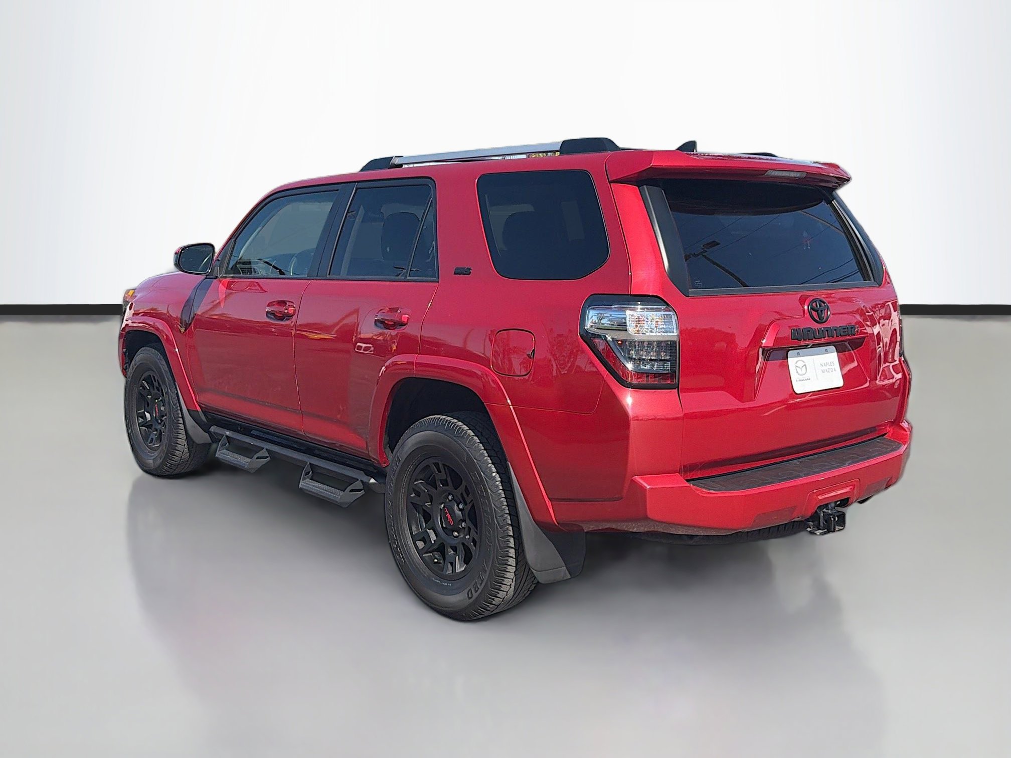 Used 2023 Toyota 4Runner SR5 image 5