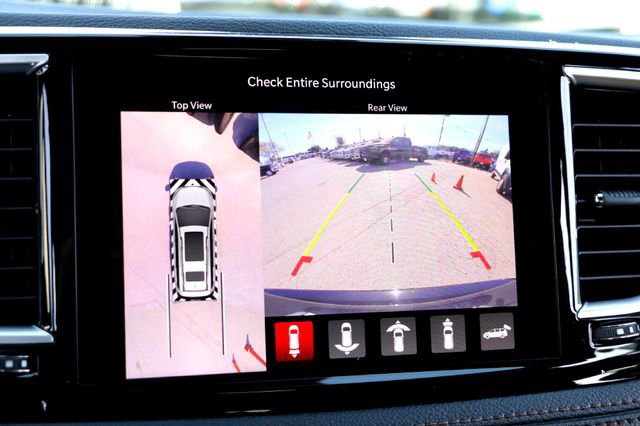 New 2026 Chrysler Pacifica Pinnacle image 14