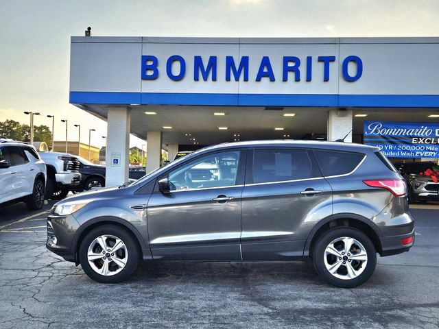 Used 2015 Ford Escape SE FWD image 2