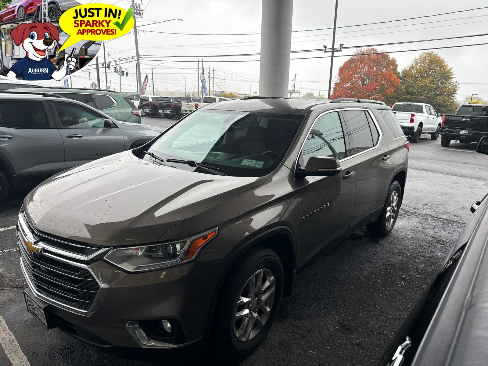 Used 2020 Chevrolet Traverse LT AWD/4WD image 1