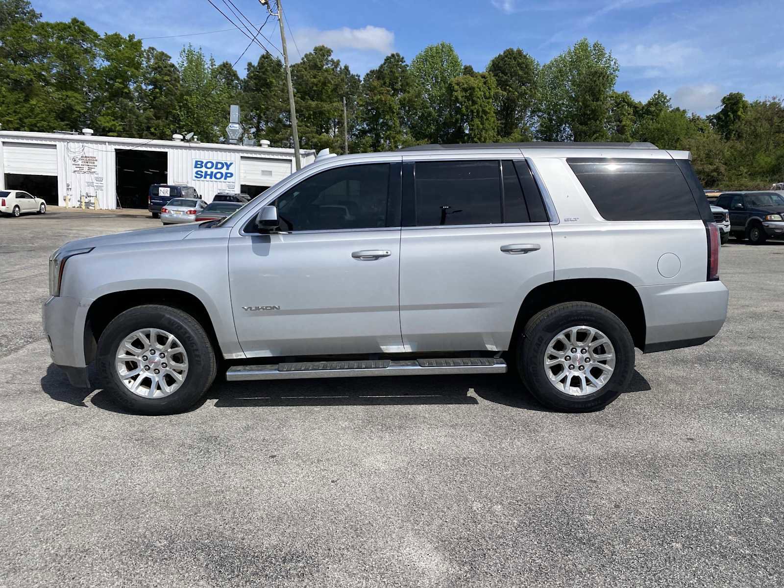 Used 2019 GMC Yukon SLT image 8