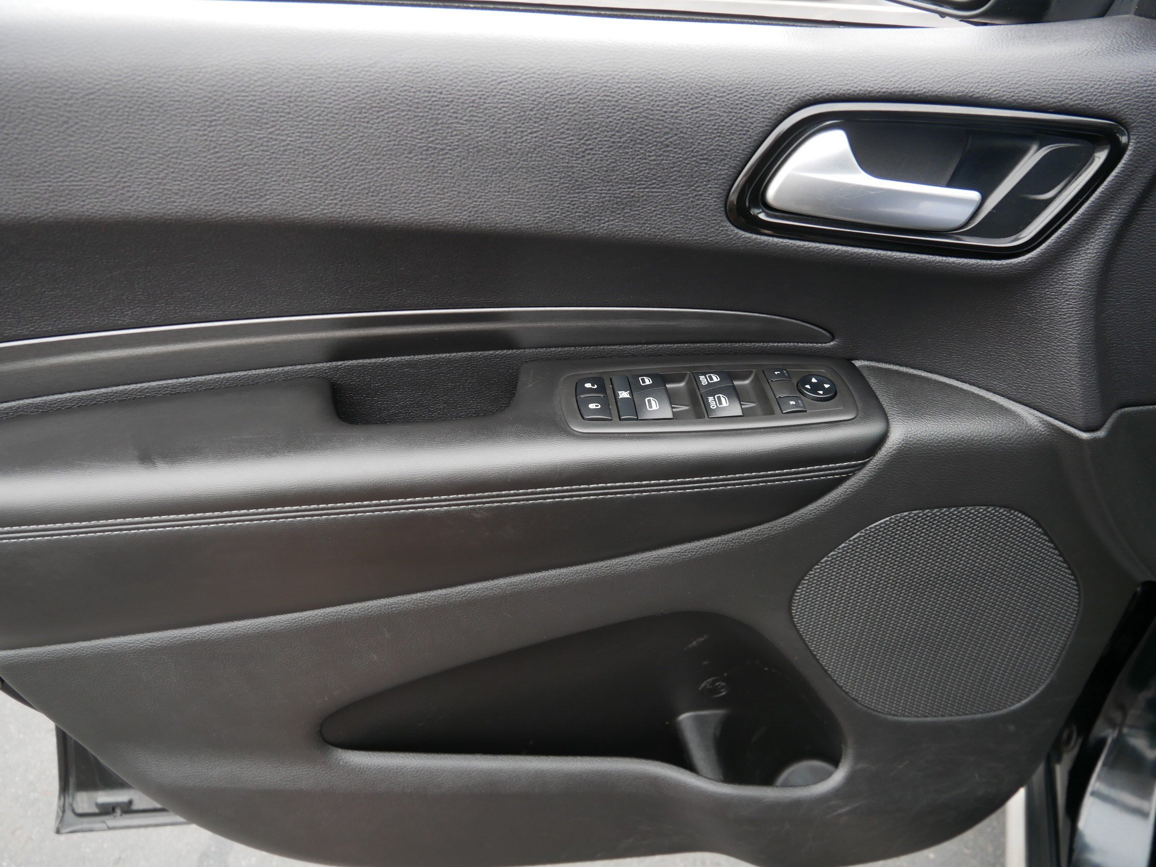 Used 2021 Dodge Durango AWD w/ Skid Plate Group image 19