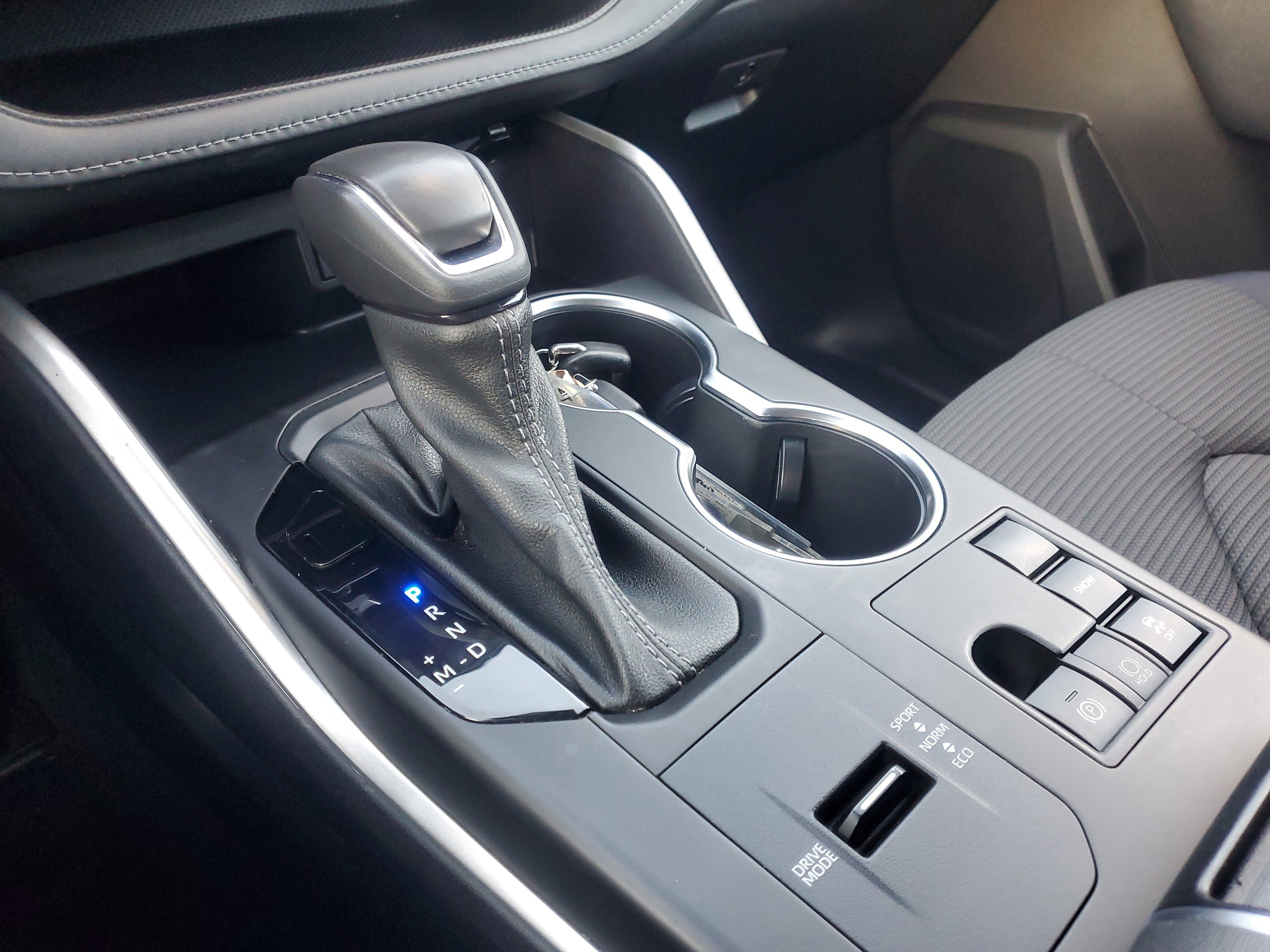 Used 2023 Toyota Highlander LE image 31