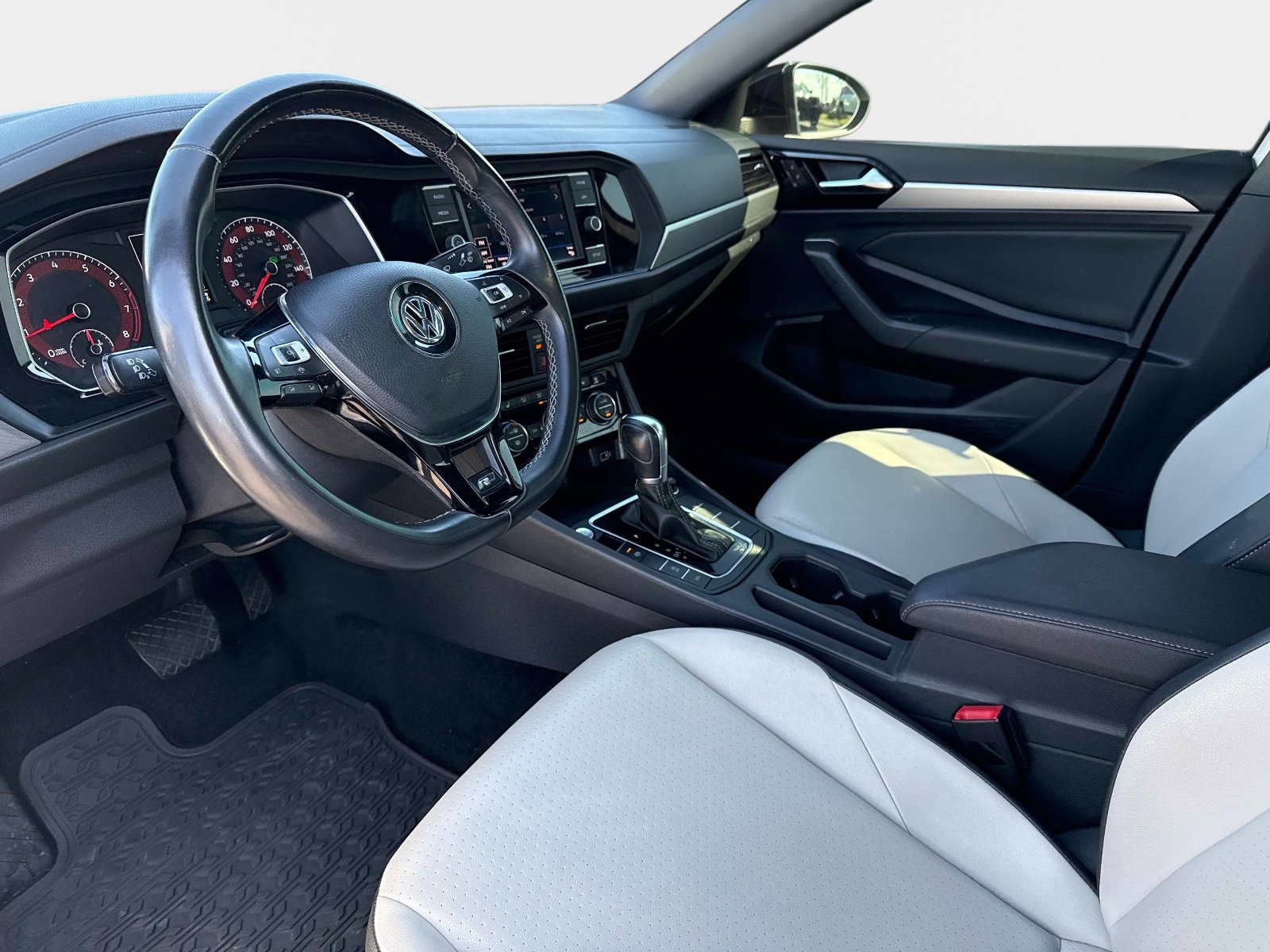 Used 2019 Volkswagen Jetta R-Line image 30