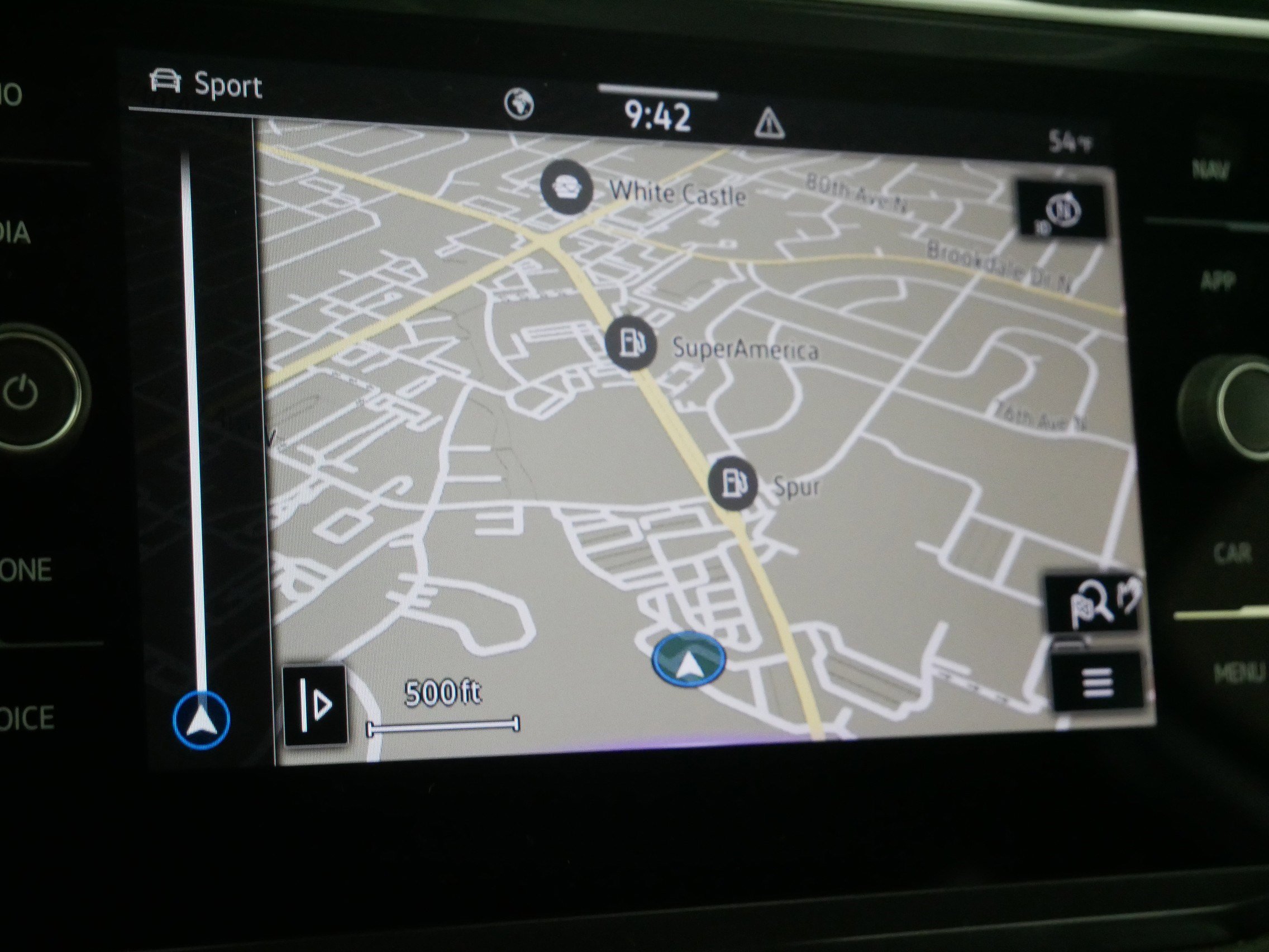 Used 2023 Volkswagen Tiguan SEL R-Line image 31