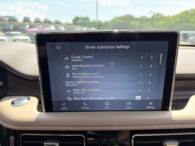 Used 2024 Lincoln Aviator Reserve w/ Equipment Group 201A RWD image 34