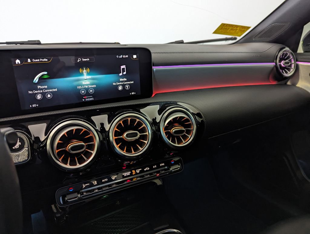 Used 2020 Mercedes-Benz CLA 250 image 10