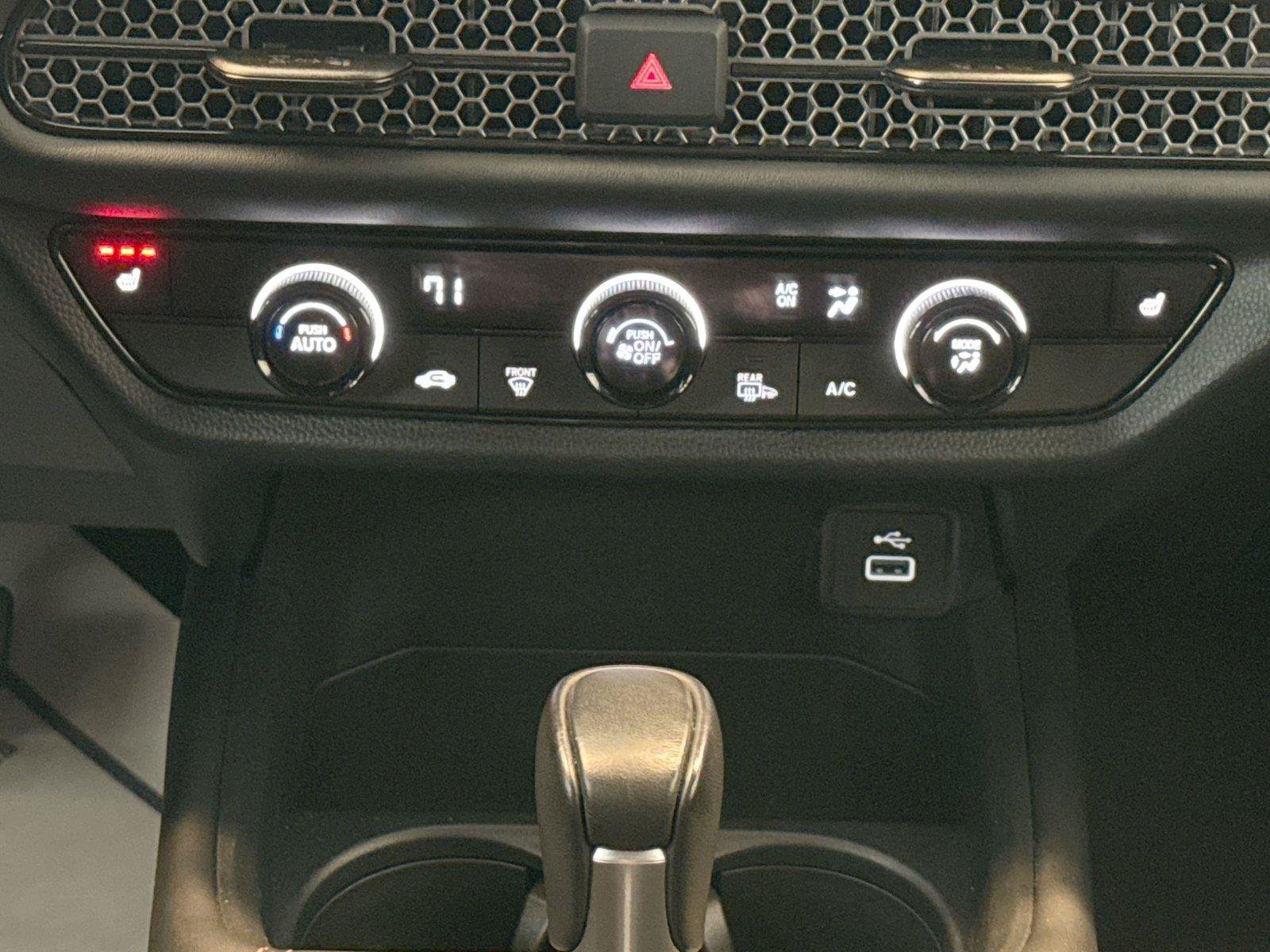 Used 2025 Honda HR-V Sport image 16