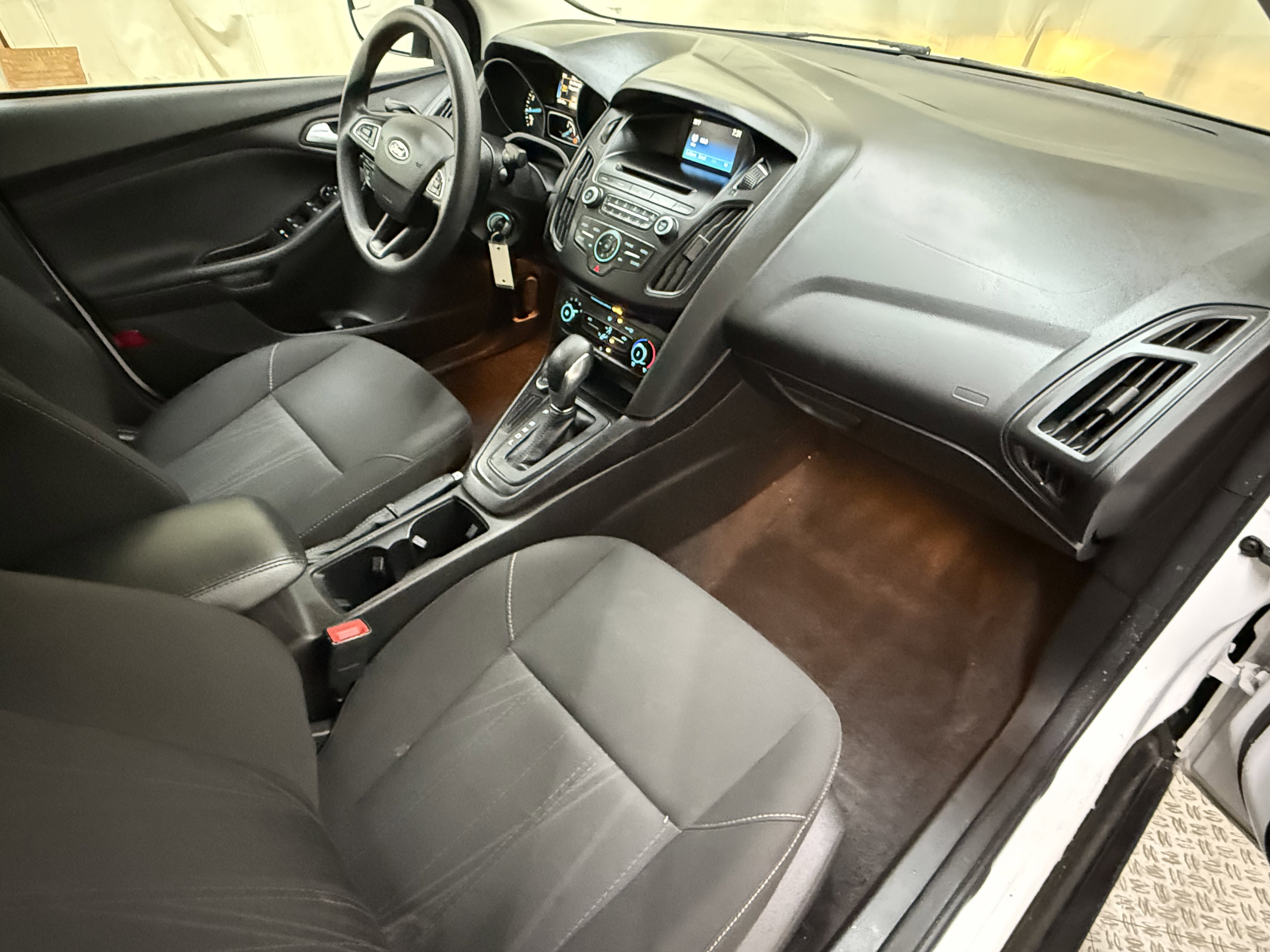 Used 2017 Ford Focus SE image 13