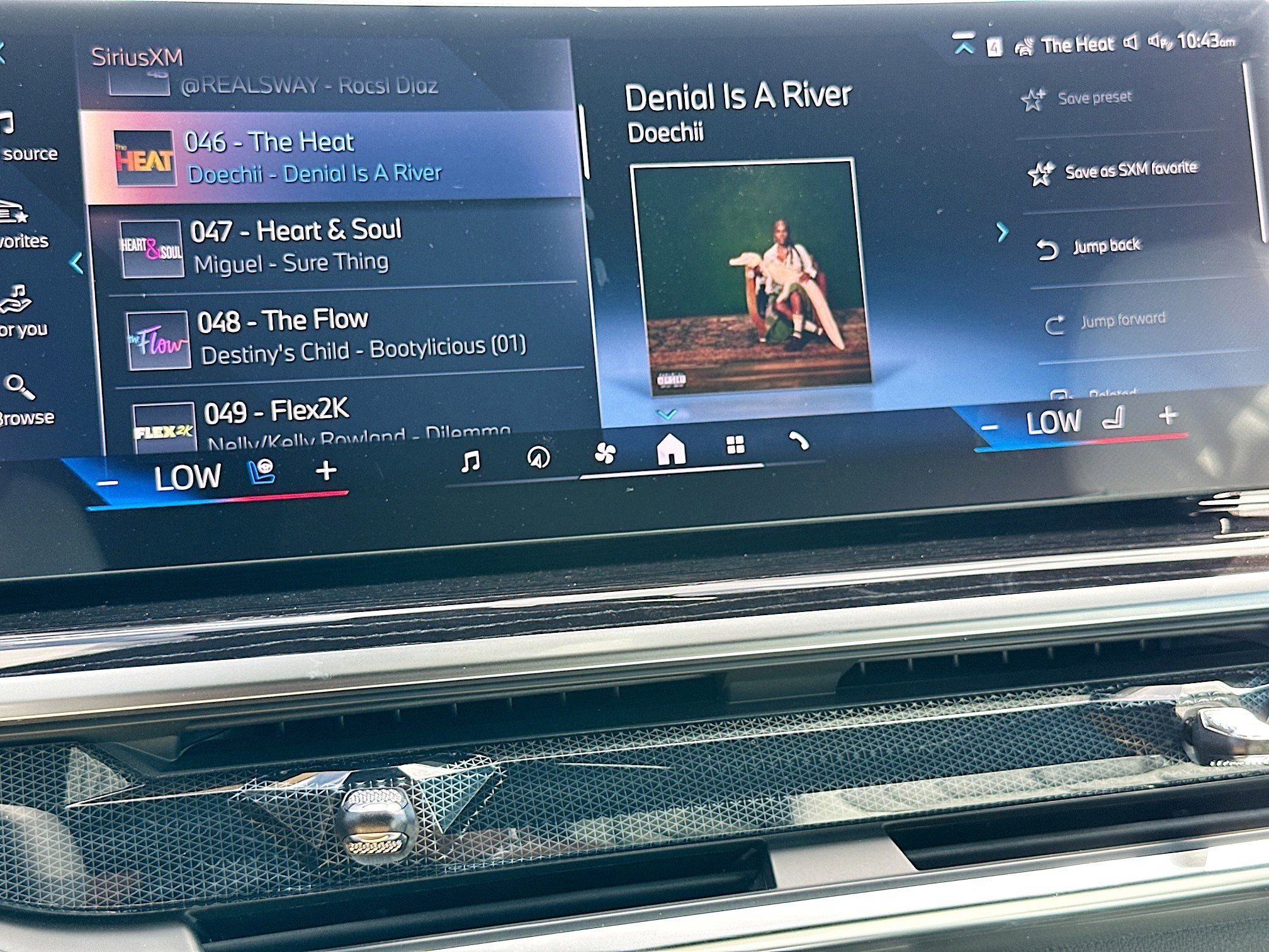 New 2026 BMW X5 sDrive40i w/ M Sport Package image 12