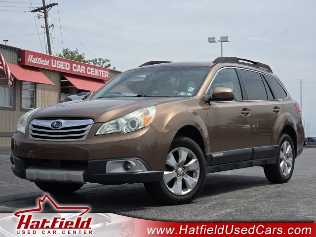 Used 2011 Subaru Outback 3.6R Limited AWD/4WD image 1