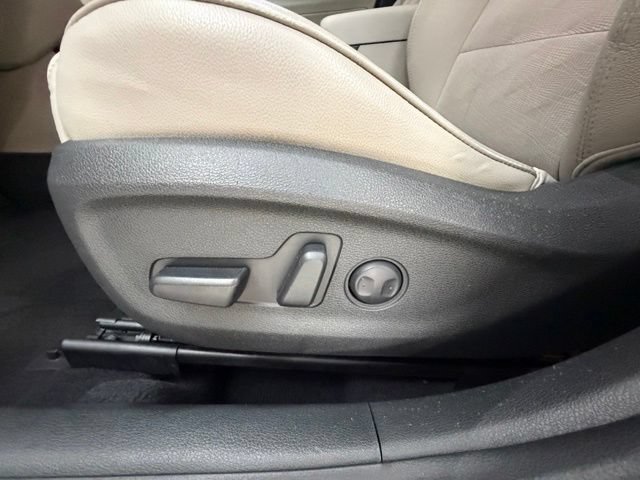 Used 2017 Hyundai Sonata Sport w/ Value Edition Package 02 FWD image 30