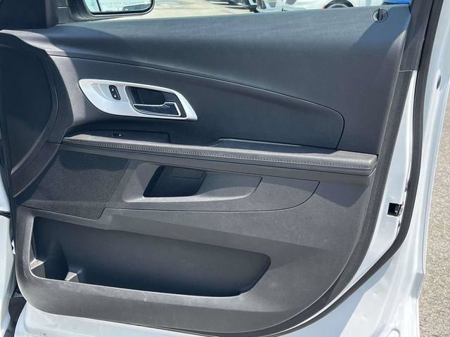 Used 2017 Chevrolet Equinox LT w/ Convenience Package FWD image 24