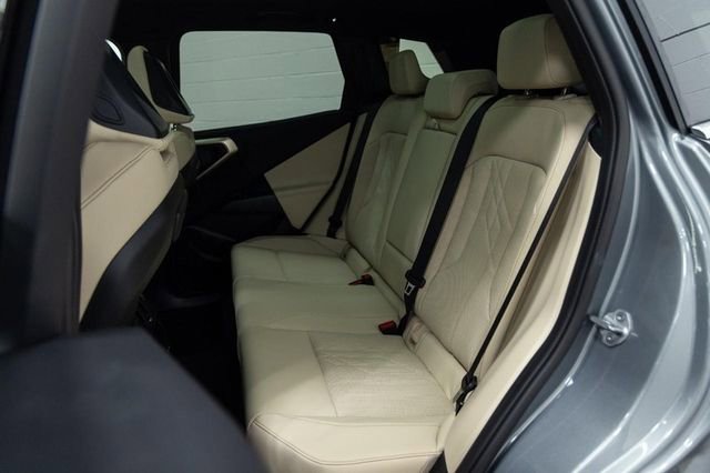 Certified 2025 BMW X3 xDrive30i w/ Premium Package image 27