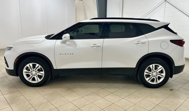 Used 2020 Chevrolet Blazer LT FWD image 2
