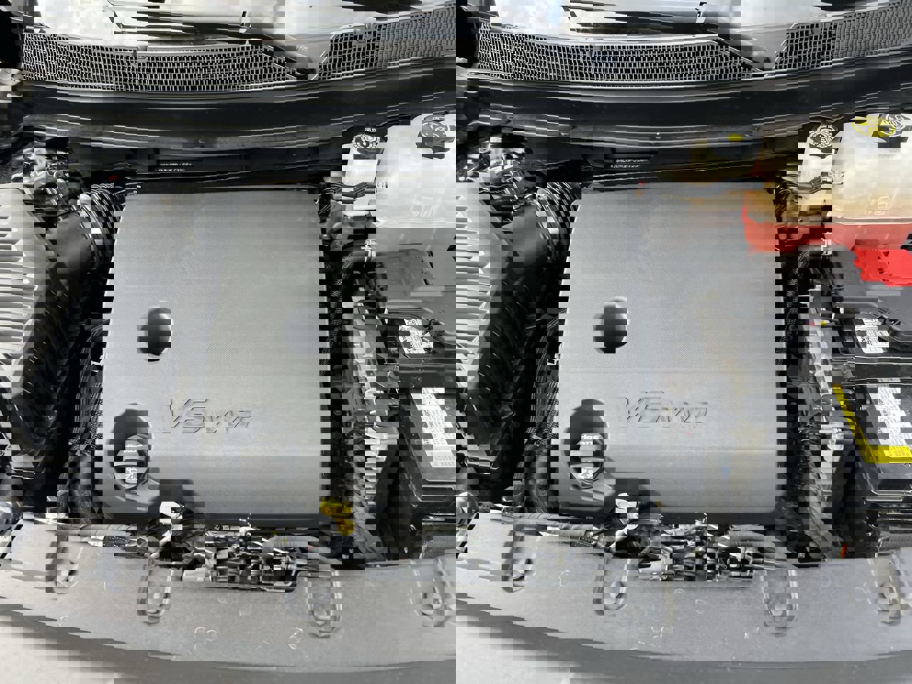 Used 2023 Chevrolet Traverse LT image 36