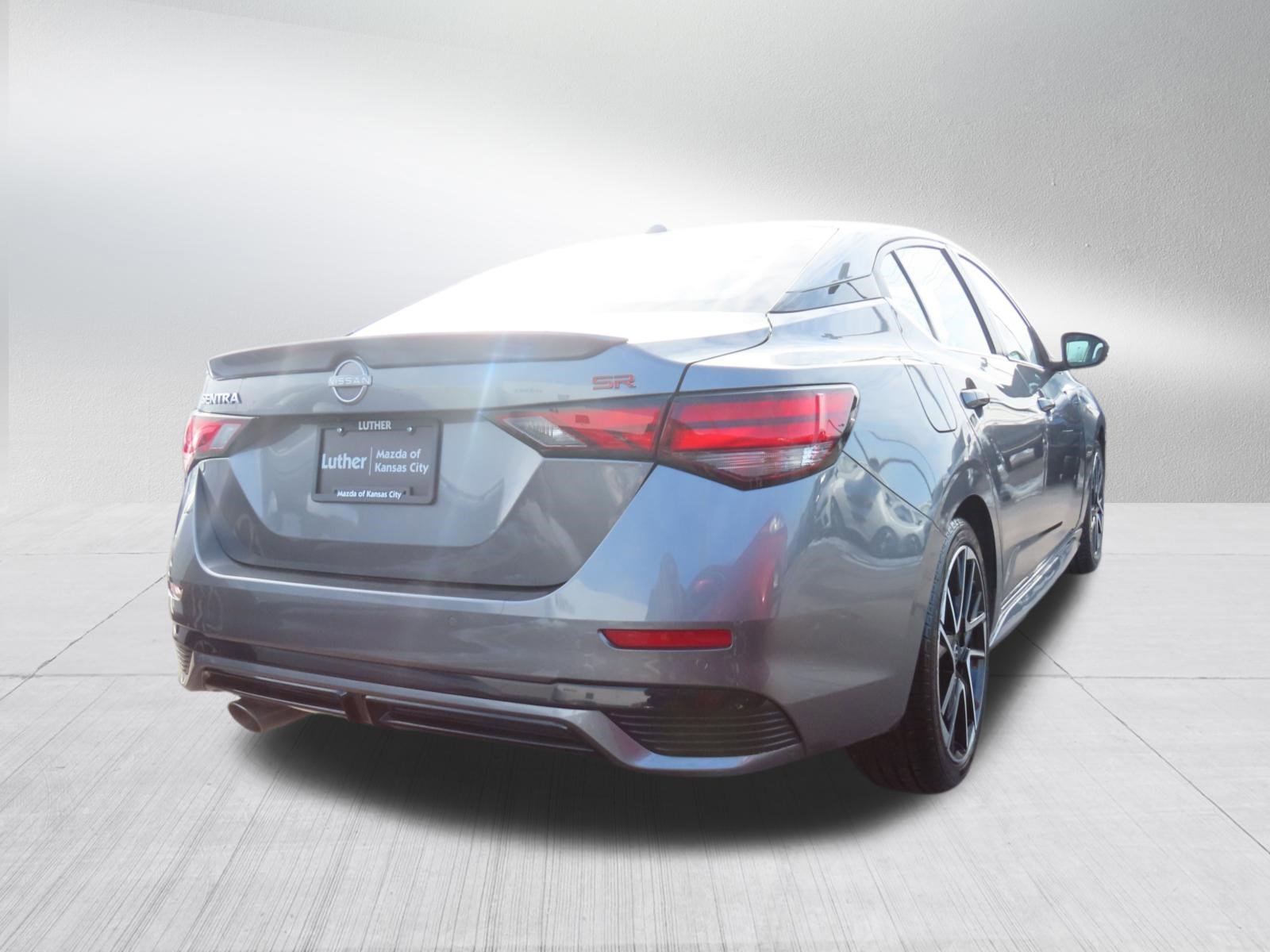 Used 2024 Nissan Sentra SR image 7
