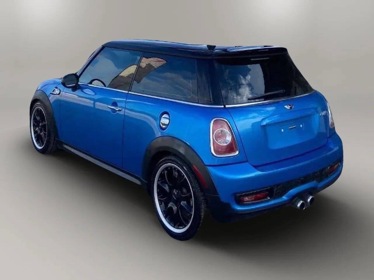 Used 2011 MINI Cooper S image 4