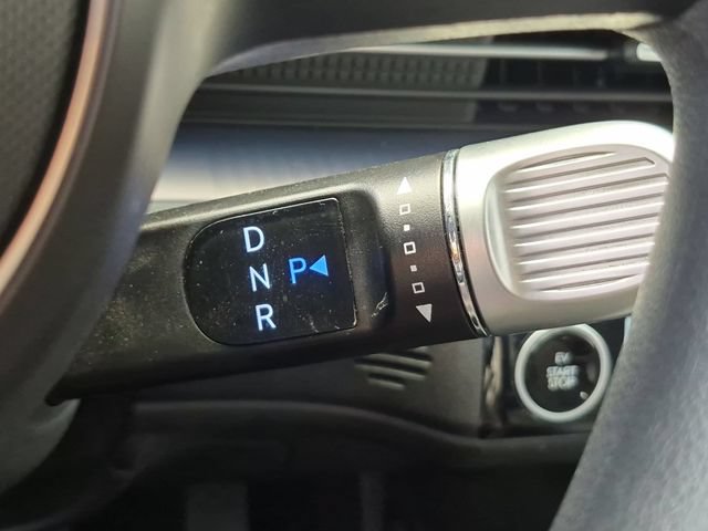 Used 2025 Hyundai Ioniq 6 SE RWD image 19