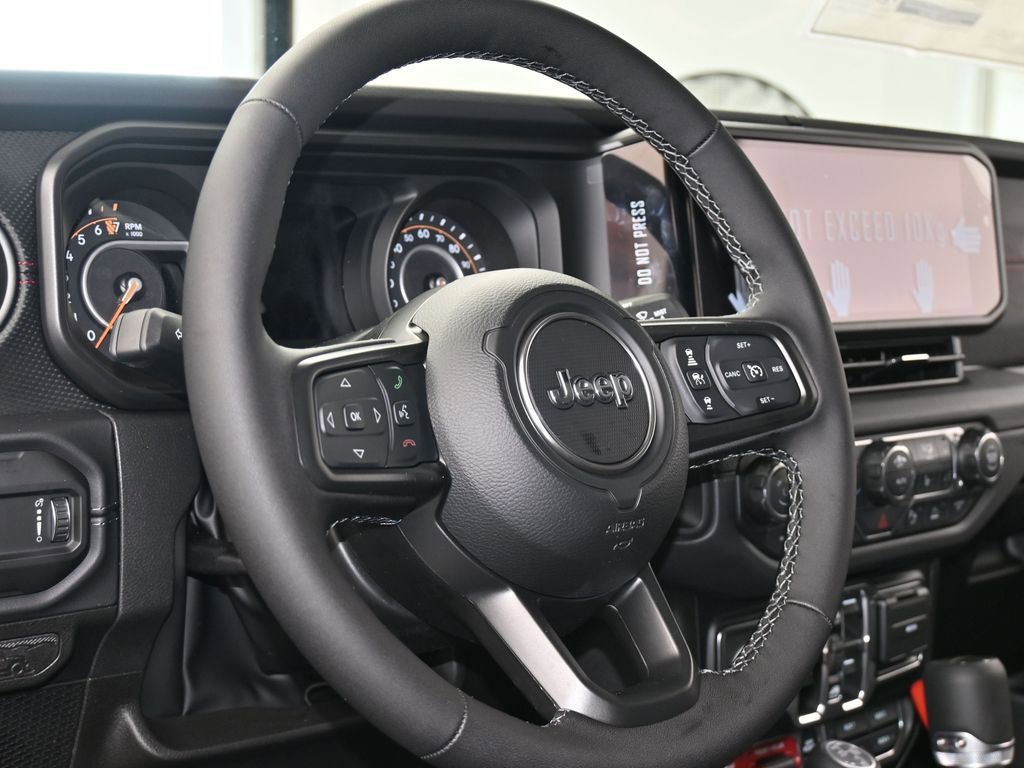 New 2026 Jeep Gladiator Rubicon AWD/4WD image 13