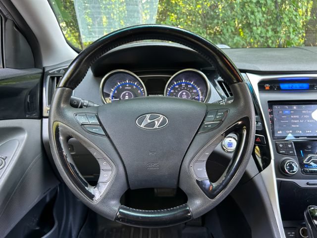 Used 2013 Hyundai Sonata Limited FWD image 9