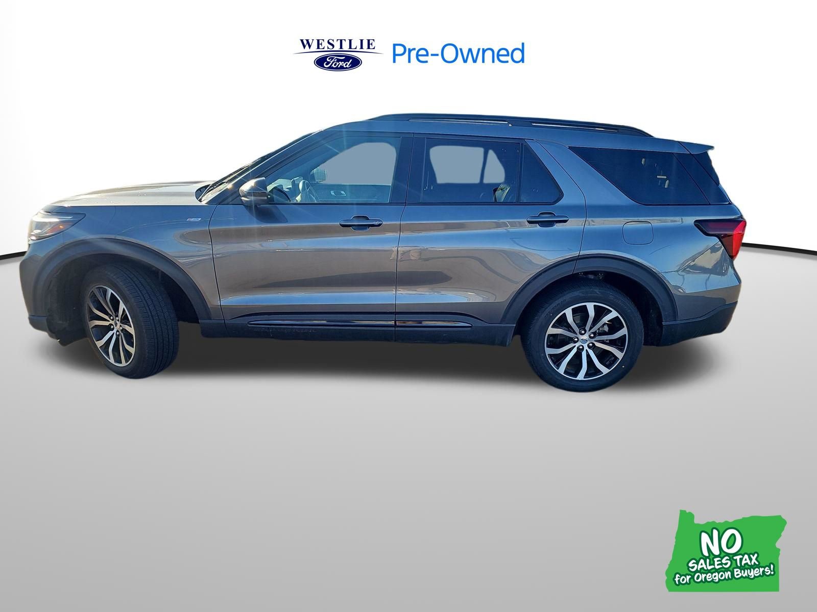 Used 2025 Ford Explorer ST-Line image 1