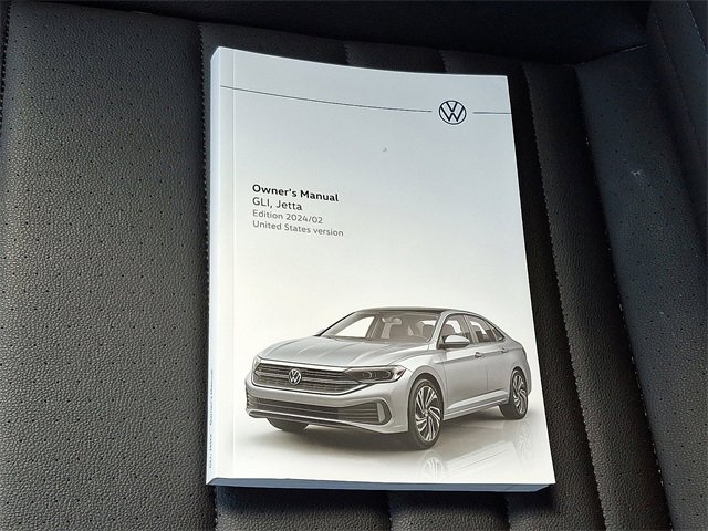 Used 2024 Volkswagen Jetta SE image 28