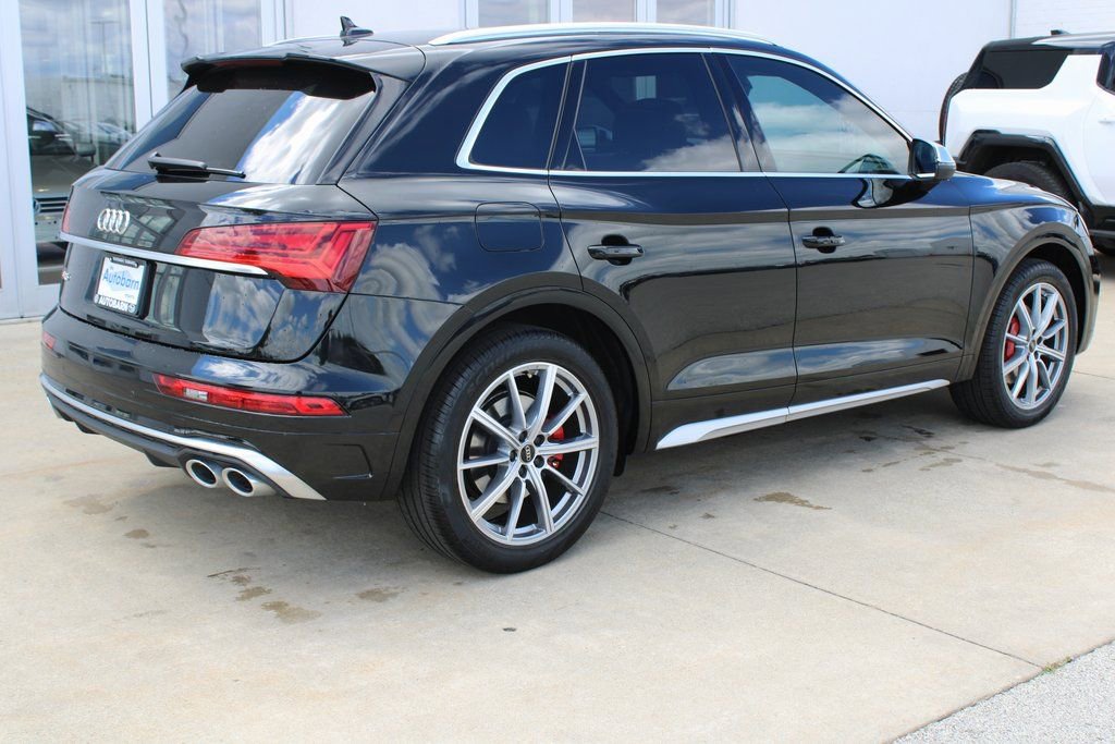 Used 2022 Audi SQ5 Premium Plus w/ Premium Plus Package image 6