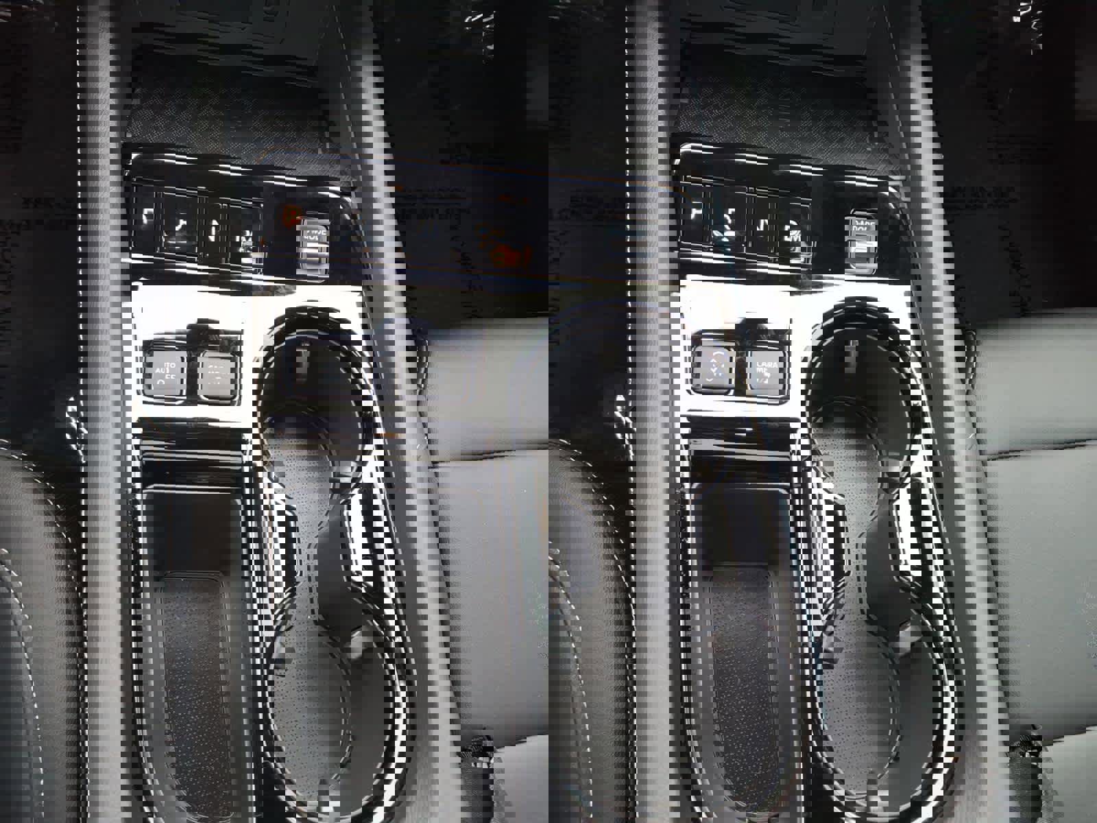 Used 2025 Nissan Murano SL image 9